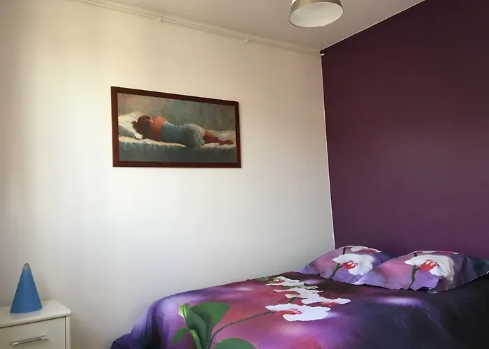 Deux Salon Parking Kindarena * 鲁昂